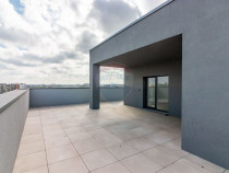 Penthouse | 4 camere | Terasa | de vânzare în zona Mora...