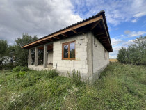 !LISTARE NOUA! Casa de vanzare in Comuna Lazuri /Teren 38...