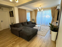 Apartament 3 camere *penthouse* - zona Coloana Infinitului