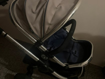 Cărucior pentru bebeluși.