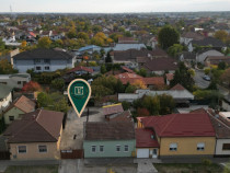 Casă cu 3 camere de v&acirc;nzare &icirc;n Arad &ndash; cartier P&acirc;rneava, complet renova