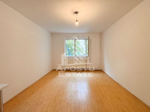 Garsoniera | 22mp | Boxa | Etajul 1/4 | Renovata | Zona B...