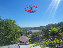 Casa de vanzare cu vedere superba spre MicroDelta !