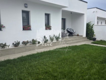 Casa 3 camere situata la intrare in Lazu