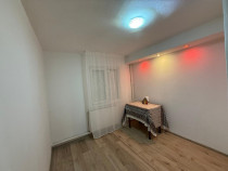 Camera de camin cu baie proprie