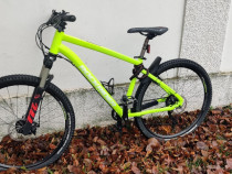 Bicicleta rockrider st530