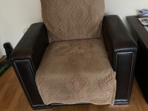 Canapea cu două fotolii