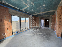 Duplex cu 5 camere si 3 bai, dormitor la parter, finisaje...