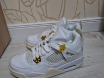 Jordan 4 Metallic Gold