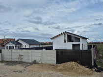 Vila de vanzare in Balotesti,vecinatate lac