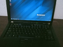 Laptop Lenovo și încărcător