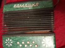 Vand mini-acordeon functional din anii 1990