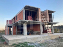 Duplex 1/2 de vânzare – Dumbrăvița, Zona Lac