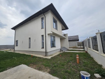 Casa individuala de vanzare in comuna Berceni