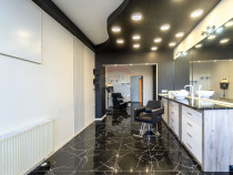Comision 0|Spatiu Comercial Stradal - ideal pentru coafor...