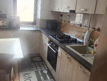 Apartament de 3 camere zona Tudor Vladimirescu