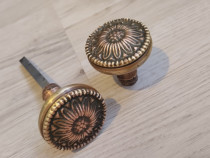 Clanta veche din bronz-decor