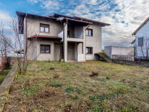 Casă spatioasa, construcție nouă &ndash; Zimandu Nou Teren...