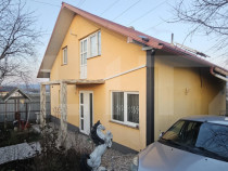 Casuta de vis parter + mansarda, la cheie, 5 camere, 20 km d