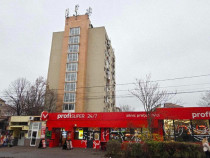 Ap 1 cam de v&acirc;nzare str Cazaban, cart. Iosia