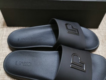 V&acirc;nd Șlapi noi pt. barbato