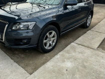 V&acirc;nd Audi Q5 stare bună de funcționare