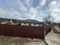 Casa de v&acirc;nzare la sat