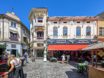 Investiție Unică: Clădire Istorică Consolidată și A...