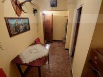 Vand apartament in Micro3