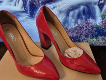 Pantofi din piele naturală noi