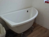 Cada Cersanit si chiuveta Avocado Ravak, pentru bai mici