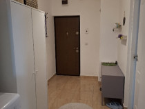 Inchiriez 2 camere / Compozitori