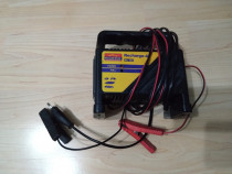 Incarcator baterie masina 12V defect