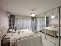 Apartament 3 camere, 2 bai, 2 parcari, 92 mp, zona Florilor