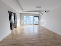 Cladire de birouri cu spatiu comercial la parter si 6 locuri