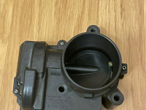 Clapetă accelerație