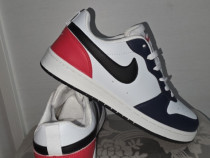 Adidași Nike noi marimea 40,42