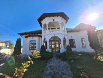 Vila cu piscina - teren generos și potențial multifuncțional