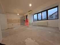 V&acirc;nzare apartament semidecomandat 2 camere Metalurgiei