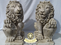 Statuetă leu mare în șezut, gri patinat, model S1.
