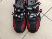 Pantofi cu protecție de fier, mărimea 36 /37
