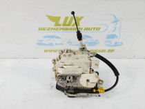 Broasca incuietoare usa dreapta spate 8k0839016c Audi A4 B8