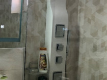 Panel duș aproape nou cu pară de duș mobilă și duze pentru hidromasaj