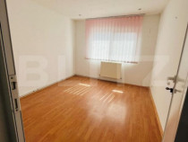 Apartament 3 camere, 72mp, balcon, zona Micro 3