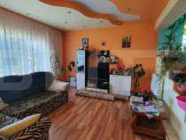 Casă 5 camere, 130 mp, teren 787 mp, zona Dealuri Oradea