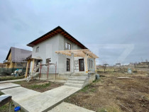 Casa cu 4 camere, 164 mp utili, 577 mp de teren, Miroslava