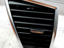 Grila ventilație stânga Audi Q5 2009, 8R2820902C