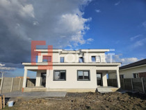 Duplex cu 4 camere Mosnita - Toate utilitatile - Zona drumul