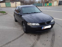 Opel vectra B masina