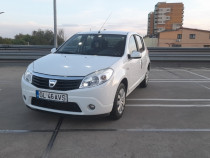 Dacia Sandero 71.500 km motor 1600cc 90CP EURO 5 An fab. 2011.10